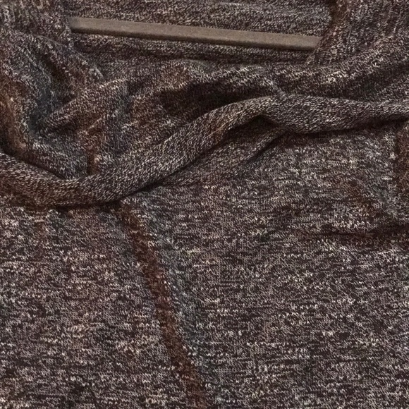 Nordstrom turtle neck sweater. Worn once - Picture 5 of 5